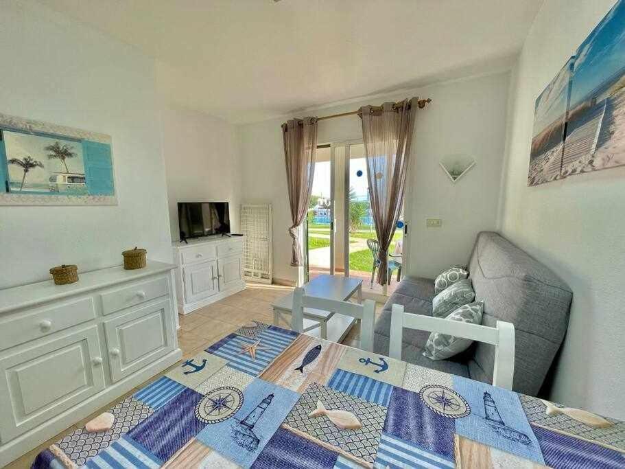 Pura Vida Apartamento Con Piscina Кала-эн-Бланес Экстерьер фото