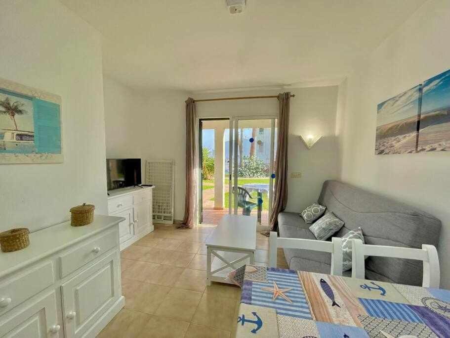 Pura Vida Apartamento Con Piscina Кала-эн-Бланес Экстерьер фото